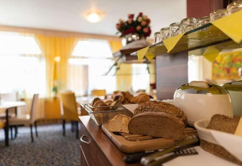Central Boutique Hotel Бад-Мергентхайм Экстерьер фото