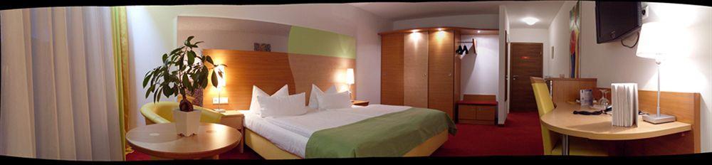 Central Boutique Hotel Бад-Мергентхайм Экстерьер фото