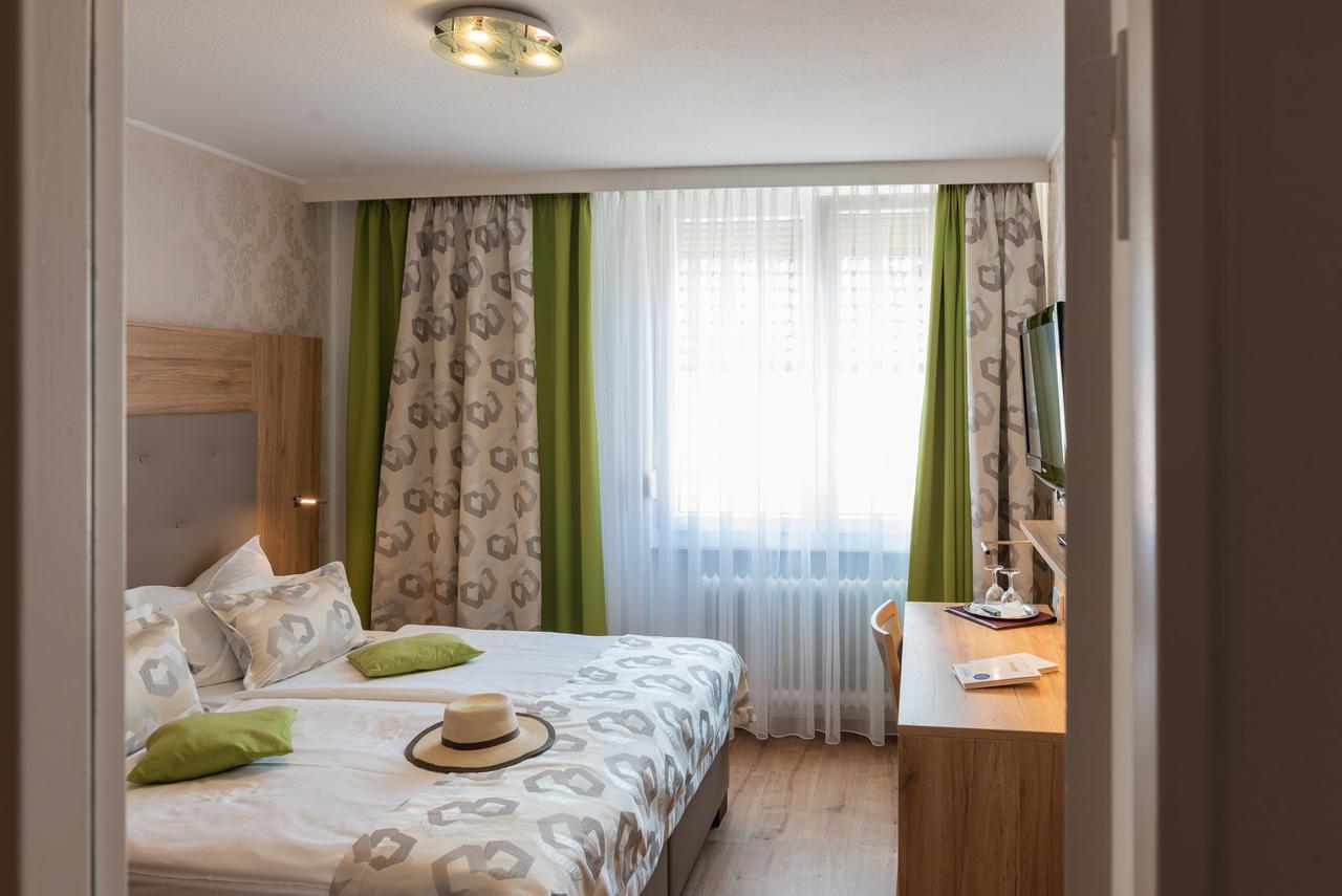 Central Boutique Hotel Бад-Мергентхайм Экстерьер фото