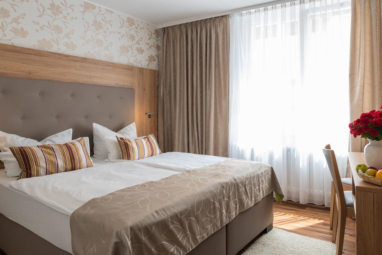 Central Boutique Hotel Бад-Мергентхайм Экстерьер фото